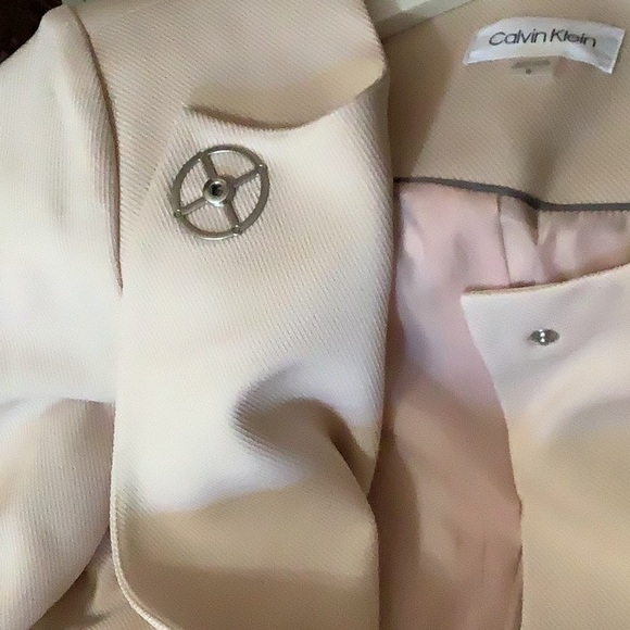 Calvin Klein Pink long coat. - Picture 6 of 9